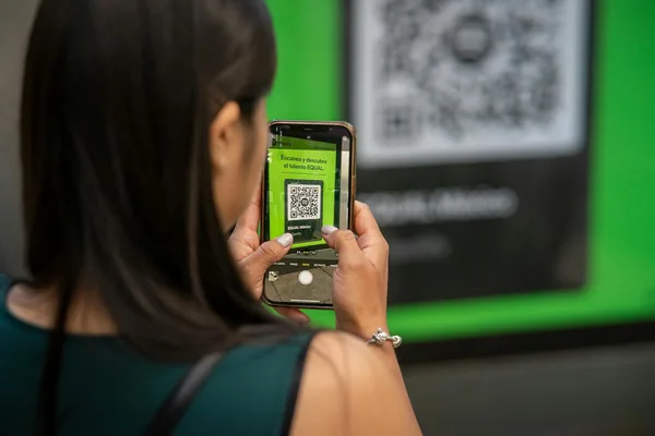 Scanning a QR code from an image